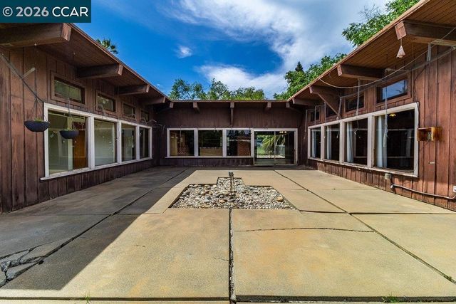 4130 Beryl Dr, Concord, CA 94518