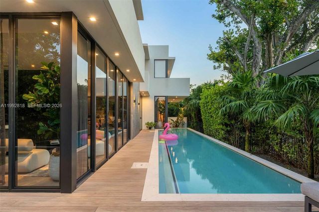 121 2nd Dilido Ter. Share A, Miami Beach, FL 33139