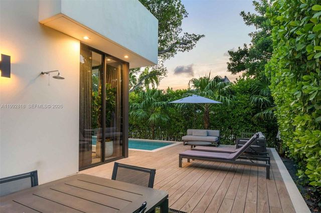 121 2nd Dilido Ter. Share A, Miami Beach, FL 33139