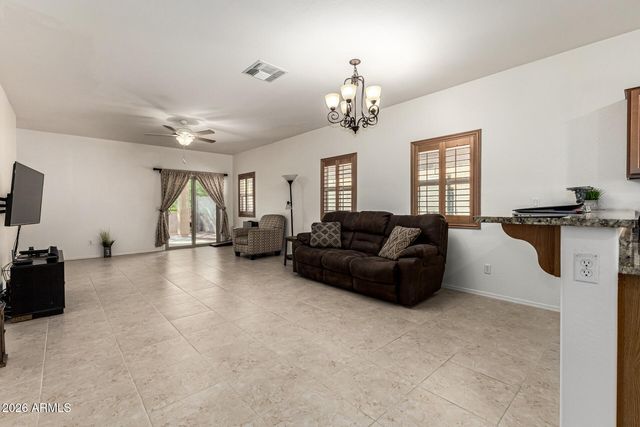 900 W BROADWAY Avenue 62, Apache Junction, AZ 85120