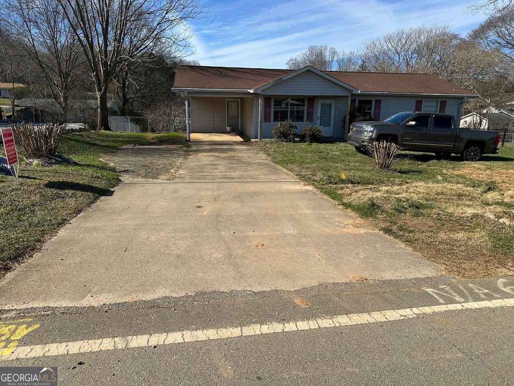 2741 Fran Mar Drive, Gainesville, GA 30506