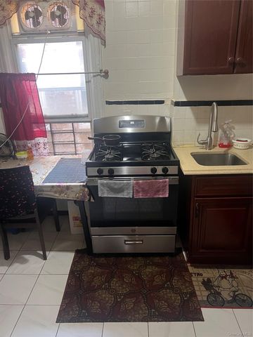 1285 Saint Lawrence Avenue, Bronx, NY 10472