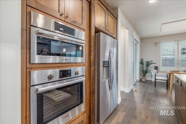 251 W Lockhart Lane, Meridian, ID 83646