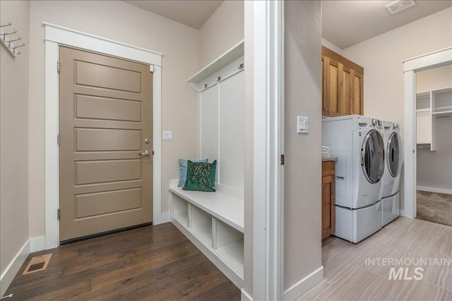 251 W Lockhart Lane, Meridian, ID 83646