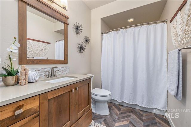 251 W Lockhart Lane, Meridian, ID 83646