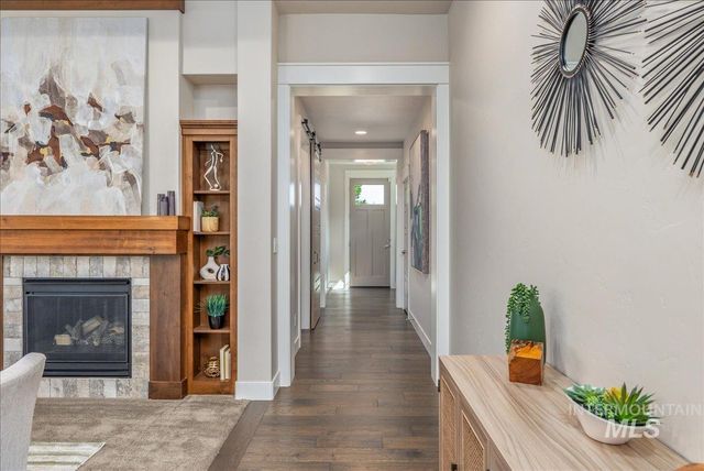 251 W Lockhart Lane, Meridian, ID 83646