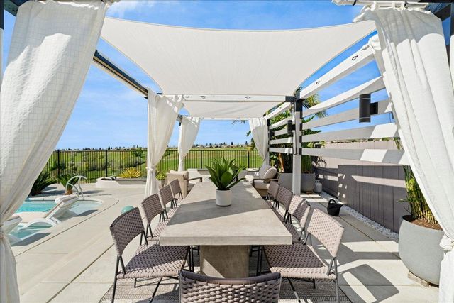 3102 Anastasia Way, Lincoln, CA 95648