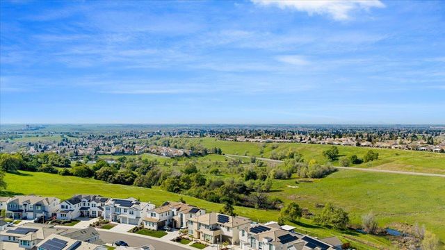 3102 Anastasia Way, Lincoln, CA 95648