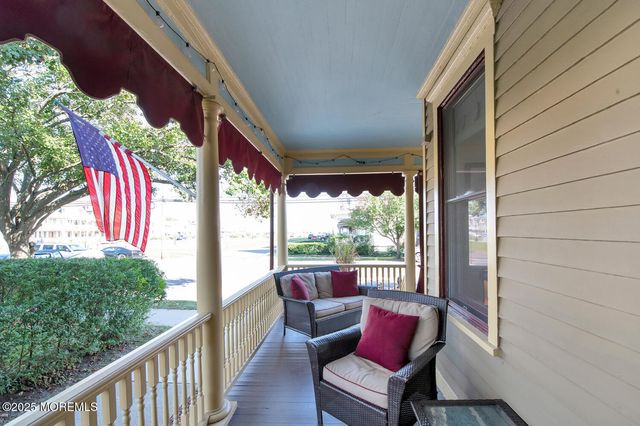 44 Ocean Pathway, Ocean Grove, NJ 07756