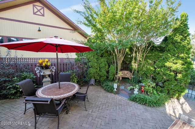 44 Ocean Pathway, Ocean Grove, NJ 07756