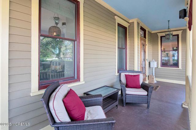 44 Ocean Pathway, Ocean Grove, NJ 07756
