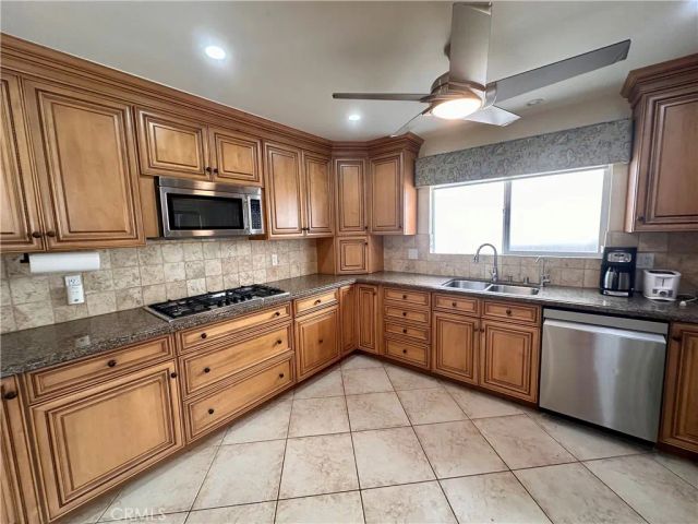 1612 W 22nd, San Pedro, CA 90007