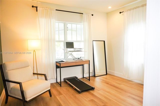 640 NE 71st St, Miami, FL 33138