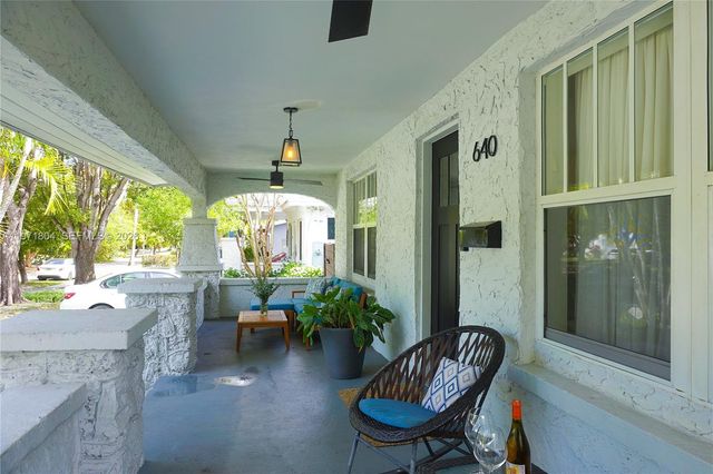 640 NE 71st St, Miami, FL 33138