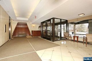 3 Horizon 608, Fort Lee, NJ 07024