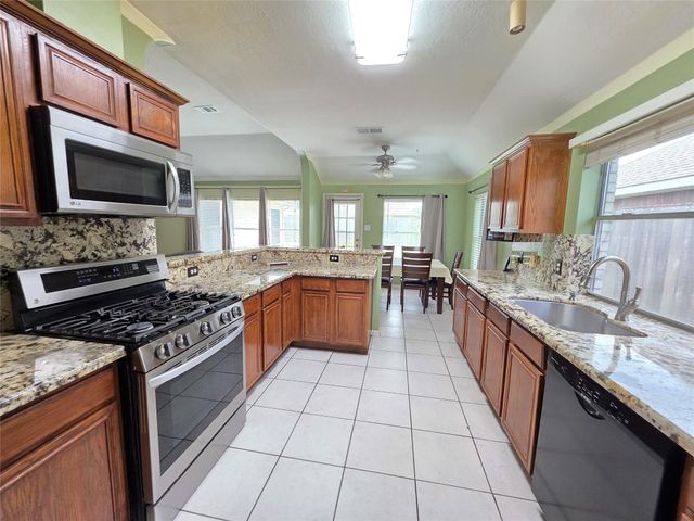 17226 Stratford Green Dr Drive, Sugar Land, TX 77498