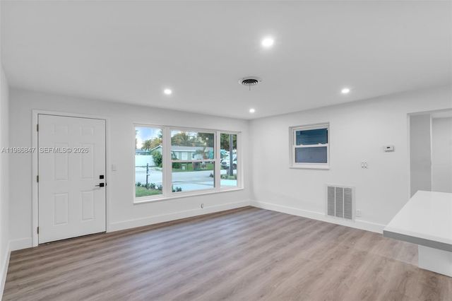 3180 NE 10th Ter, Pompano Beach, FL 33064