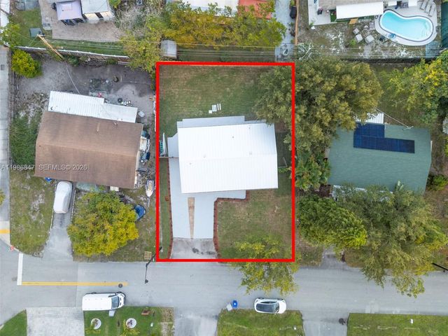 3180 NE 10th Ter, Pompano Beach, FL 33064