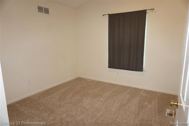 23244 Potomac Circle, Farmington, MI 48335