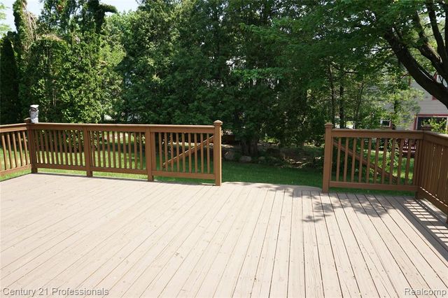 23244 Potomac Circle, Farmington, MI 48335