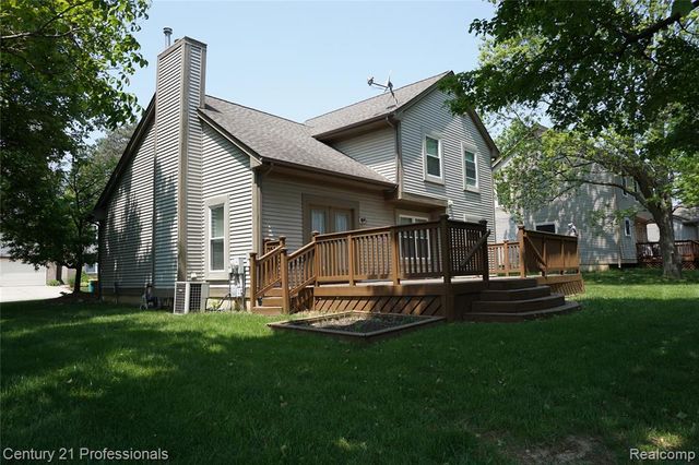 23244 Potomac Circle, Farmington, MI 48335