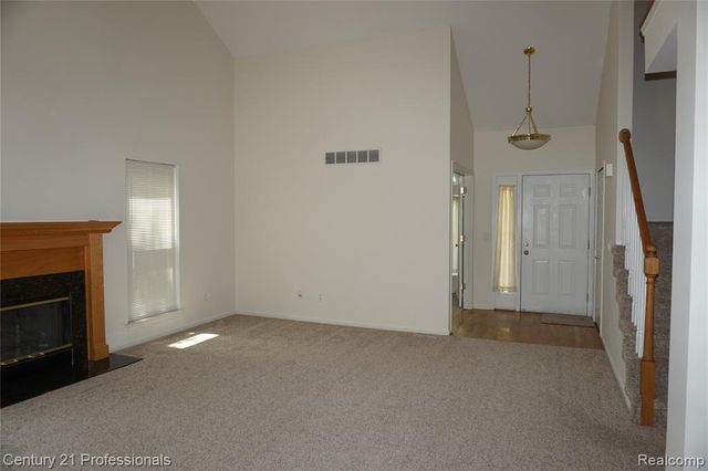 23244 Potomac Circle, Farmington, MI 48335