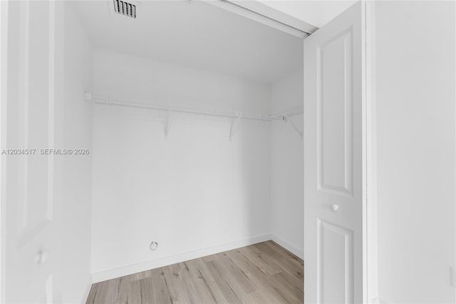155 NW 160TH ST TH 5, North Miami Beach, FL 33169