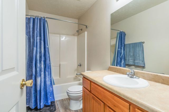 1015 Greentree Road, Rockaway Beach, MO 65740