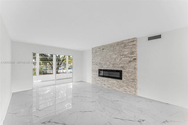 2303 Lucaya Ln H2, Coconut Creek, FL 33066