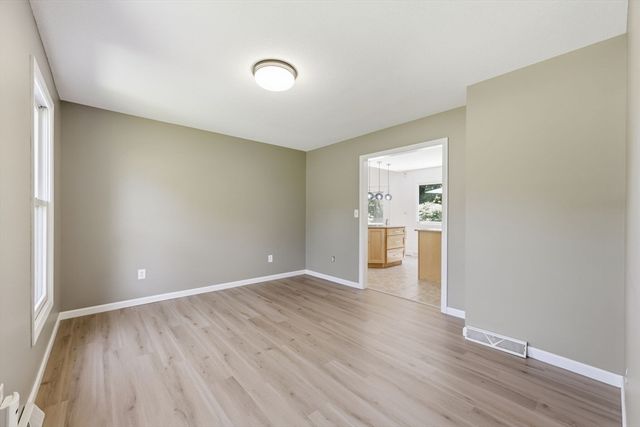 30 Cara Ln, Westfield, MA 01085