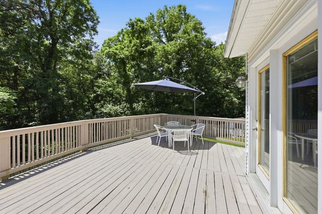 30 Cara Ln, Westfield, MA 01085