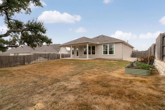 302 Barn Hill LOOP, Dripping Springs, TX 78620