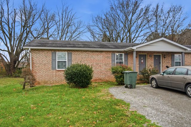 100 Gayla Ct, Portland, TN 37148