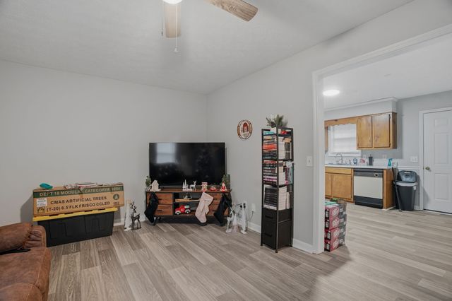 100 Gayla Ct, Portland, TN 37148