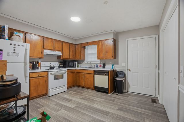 100 Gayla Ct, Portland, TN 37148