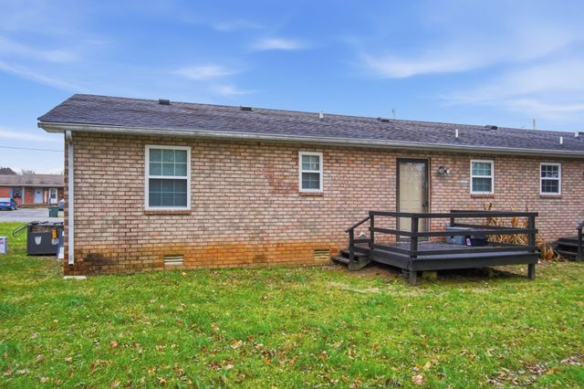 100 Gayla Ct, Portland, TN 37148
