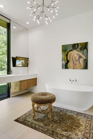 29396 Cherokee Rd, Bovey, MN 55709