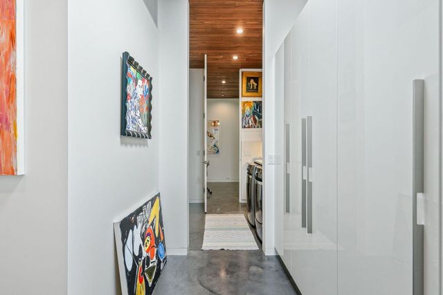 29396 Cherokee Rd, Bovey, MN 55709