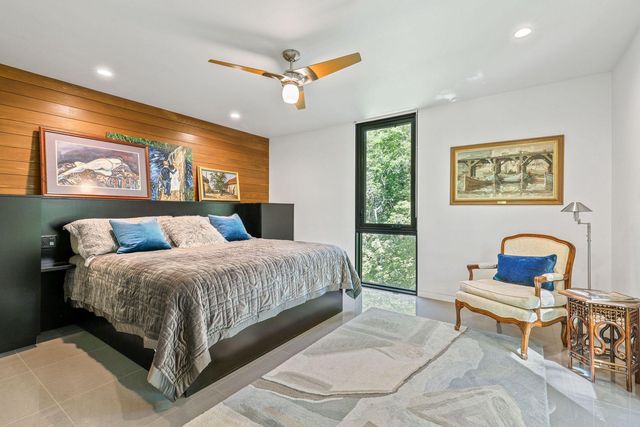 29396 Cherokee Rd, Bovey, MN 55709