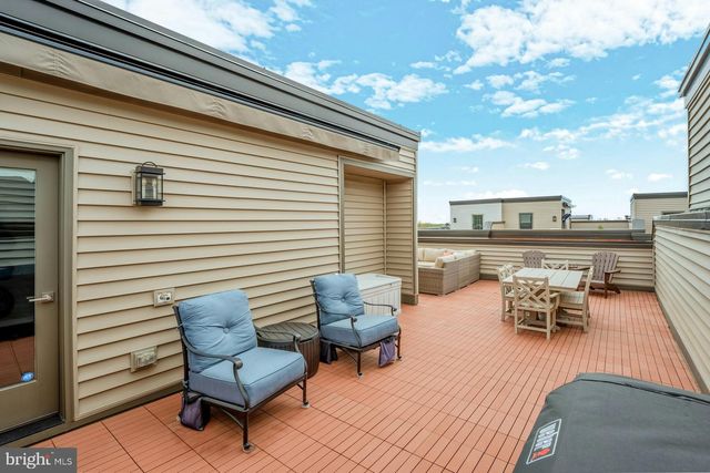 43917 MERCER RUN TER, Ashburn, VA 20147