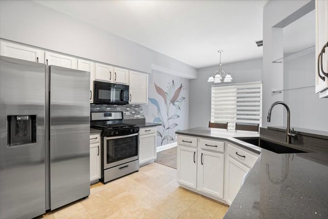 1609 Spaulding Road, Bartlett, IL 60103