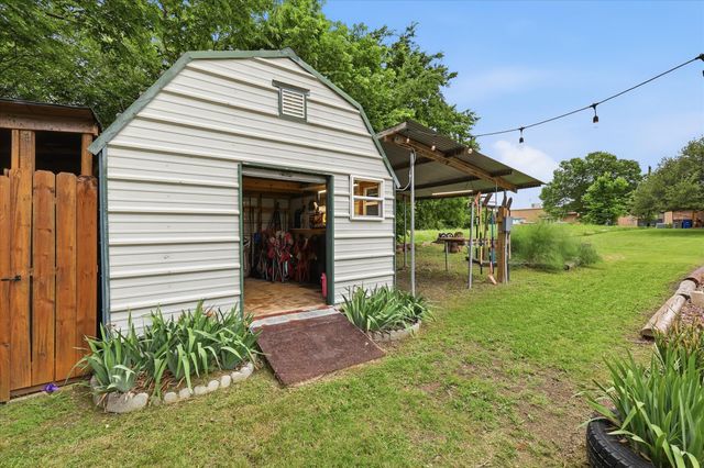 1005 1st Street, Princeton, TX 75407