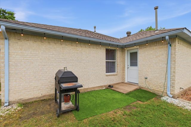 1005 1st Street, Princeton, TX 75407
