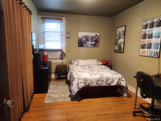 15 Rumsey Road, Yonkers, NY 10705