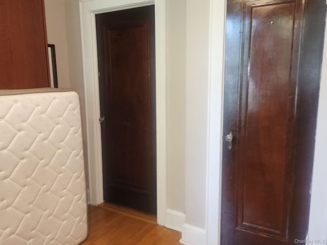 15 Rumsey Road, Yonkers, NY 10705