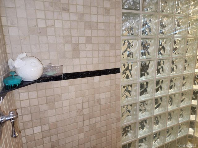 15 Rumsey Road, Yonkers, NY 10705