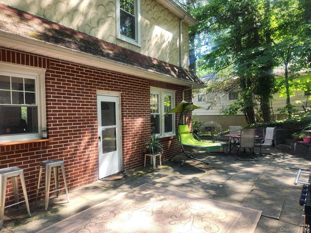 15 Rumsey Road, Yonkers, NY 10705