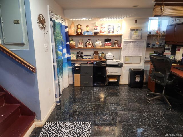 15 Rumsey Road, Yonkers, NY 10705