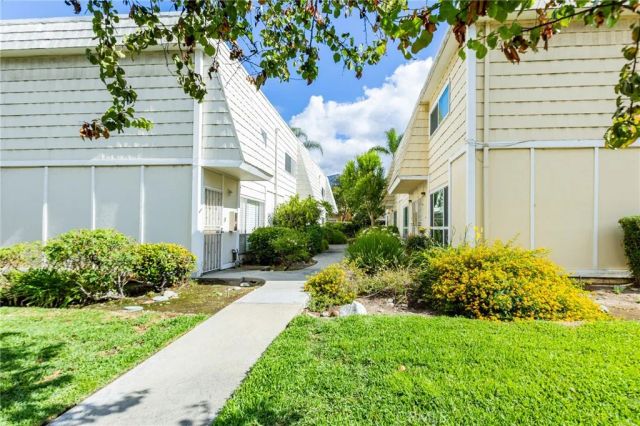 1434 Highland Avenue 8, Duarte, CA 91010