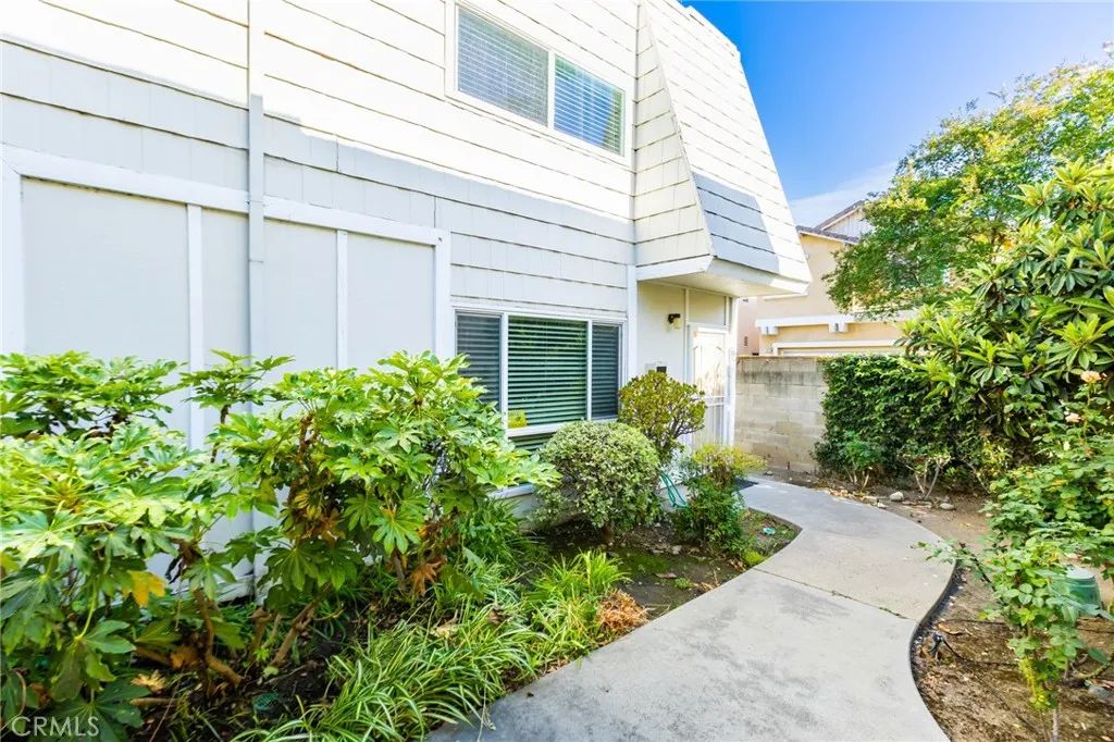 1434 Highland Avenue 8, Duarte, CA 91010